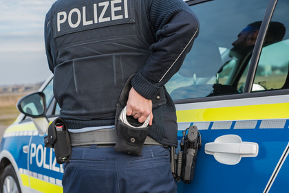 Polizei Festnahme (Symbolbild) - Foto: abr68/Fotolia.com